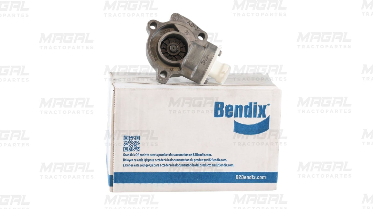 Válvula Bendix AD9 colocada sobre su caja original con logotipo, refacción para tractocamión