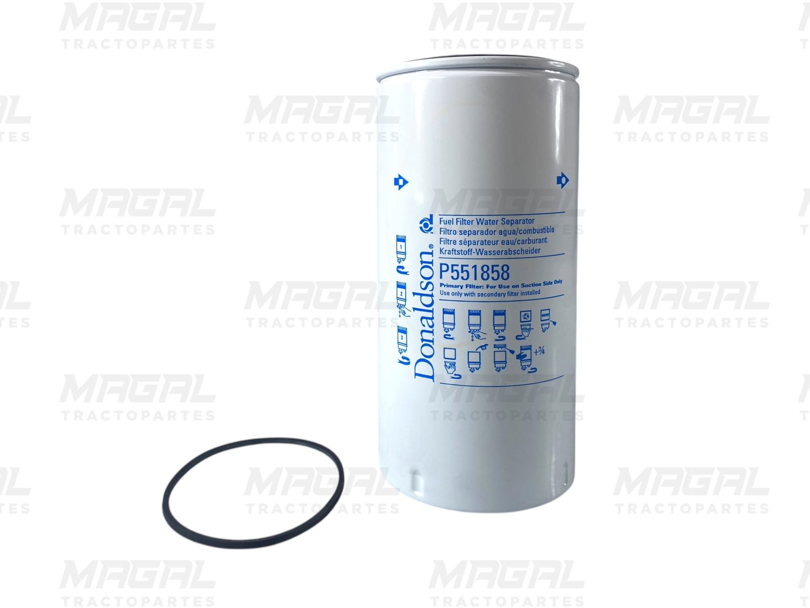 Filtro separador de agua Donaldson P551858 en posición vertical con aro de sello incluido, diseñado para proteger sistemas diésel eliminando agua e impurezas del combustible.

